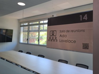 Noms de científiques distingides per a les sales de reunions